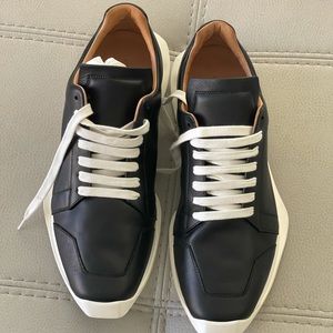 Rick Owens sneakers. Men’s size 42. Unworn
